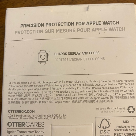 Apple Watch Series 7 protective bumper - Picture 2 of 5